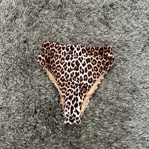 HM - Leopard High Waist Bikini Bottom - Picture 1 of 3